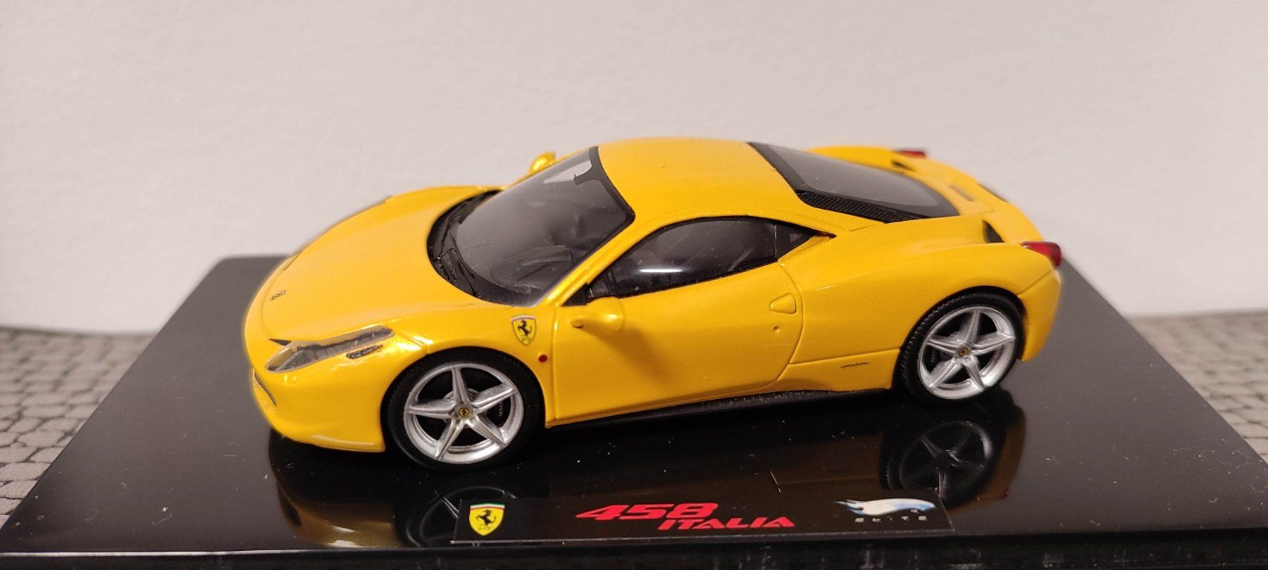 Ferrari Modellini d'auto: Ferrari 458 Italia – Nuovo e nell'imballaggio originale da Flawil venduto da Imperiosud
