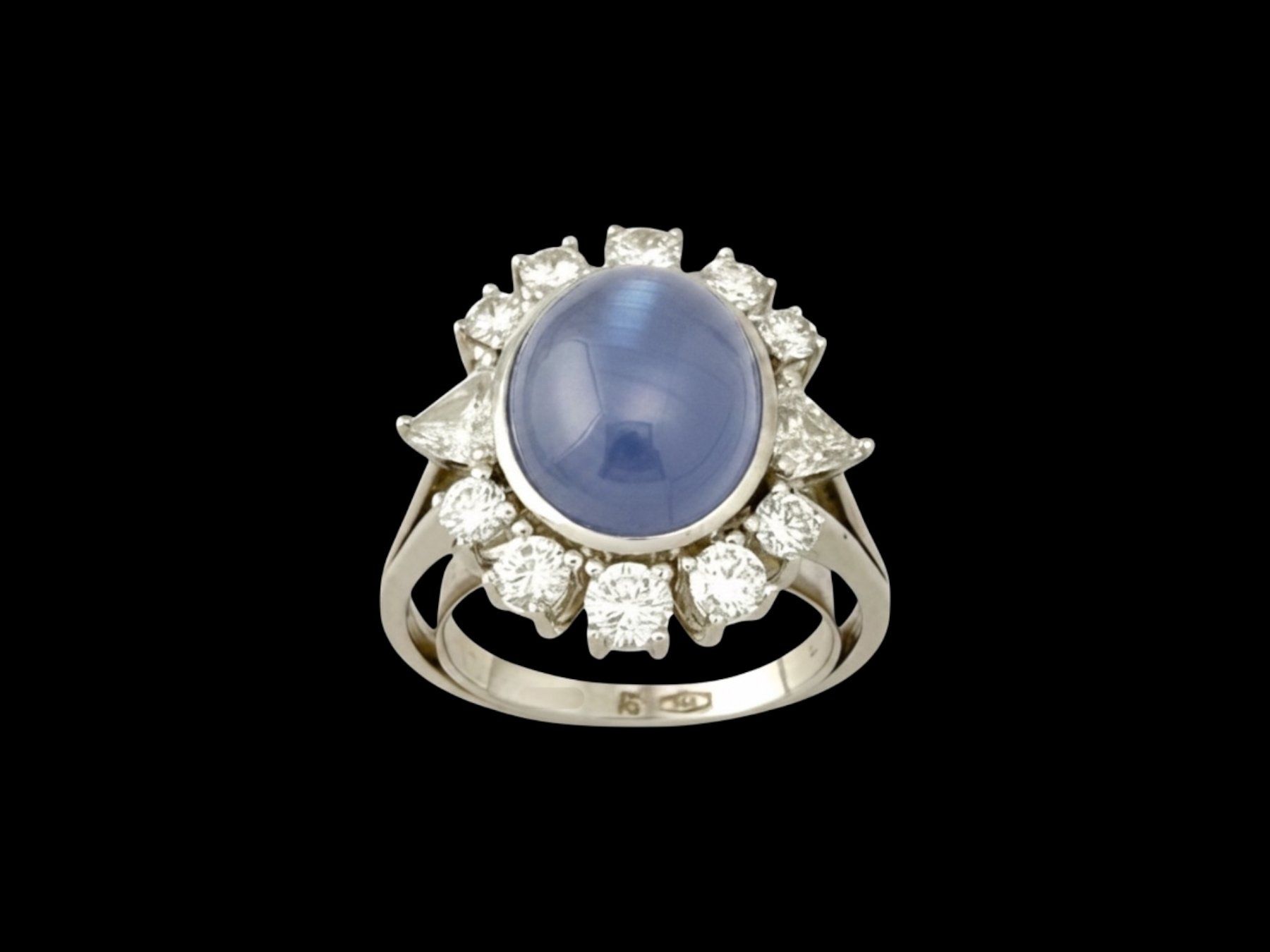 Anelli: ROBERT & IMELDA STEINLIN, Zürich, Sternsaphir-Diamant-Ring – Usato da Zuzwil SG venduto da artimmo 3
