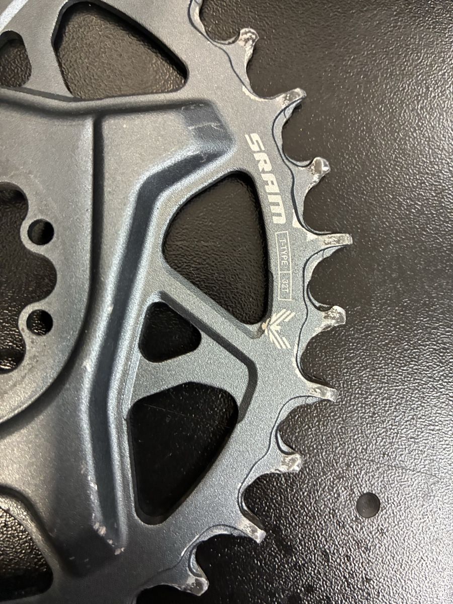 Sram Pezzi di ricambio: T-Type 8Loch Kettenblatt 32T – Usato da Uster venduto da Basilh 1