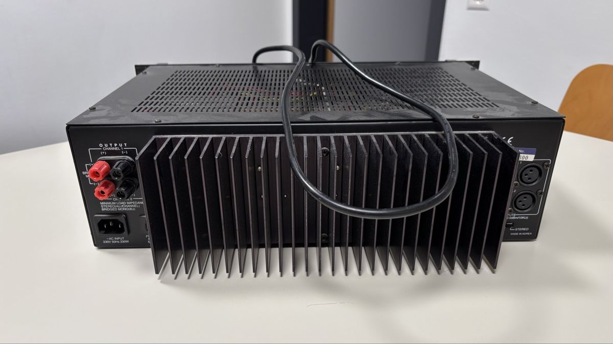 Amplificatori: Poweramp Endstufe – Usato da Reigoldswil venduto da Ardinoe 1