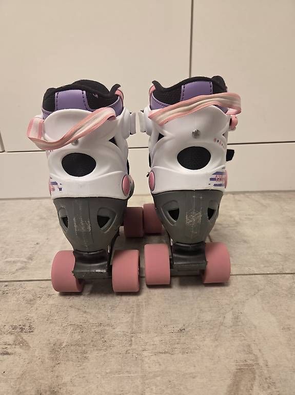 Pattini in linea & Pattini a rotelle: Rollschuhe Gr. 33 bis 36 verstellbar – Usato da Volketswil venduto da zacki09 3