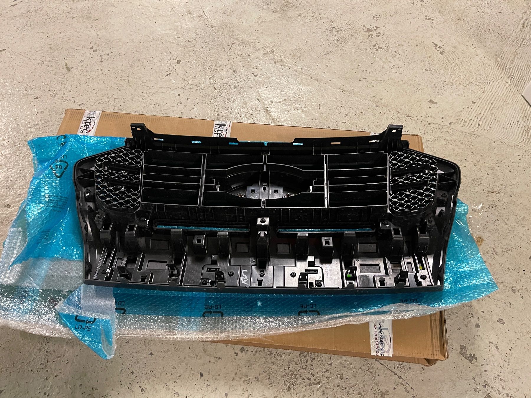 Ford Alle Autoersatzteile: Kühlergrill Ford Ranger 2019- – Neu (gemäss Beschreibung) aus Roggwil BE von piccu85 2