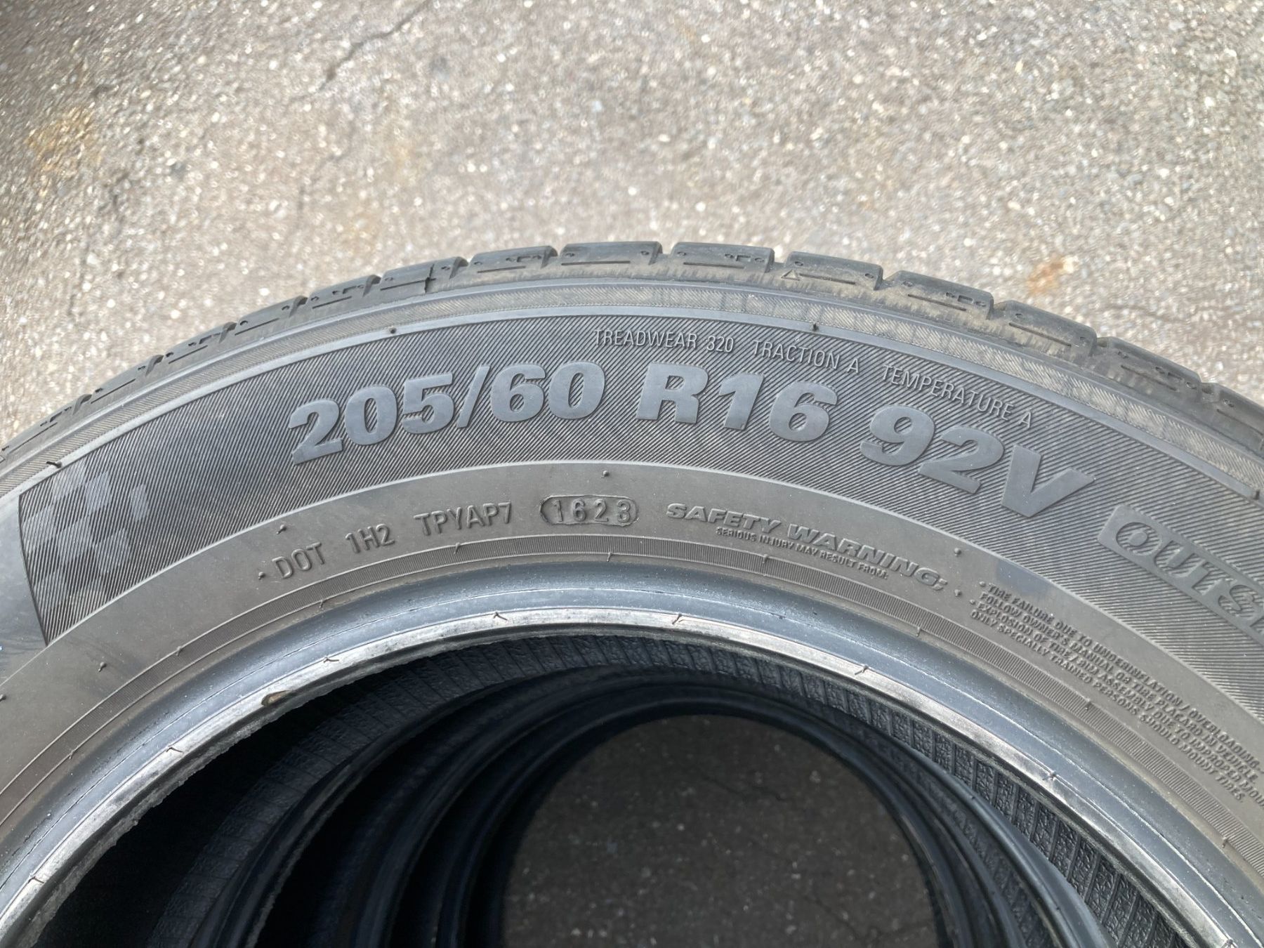 Pneumatici & Ruote complete: 205/60R16 Sommerpneu – Usato da Cham venduto da WB2223 1