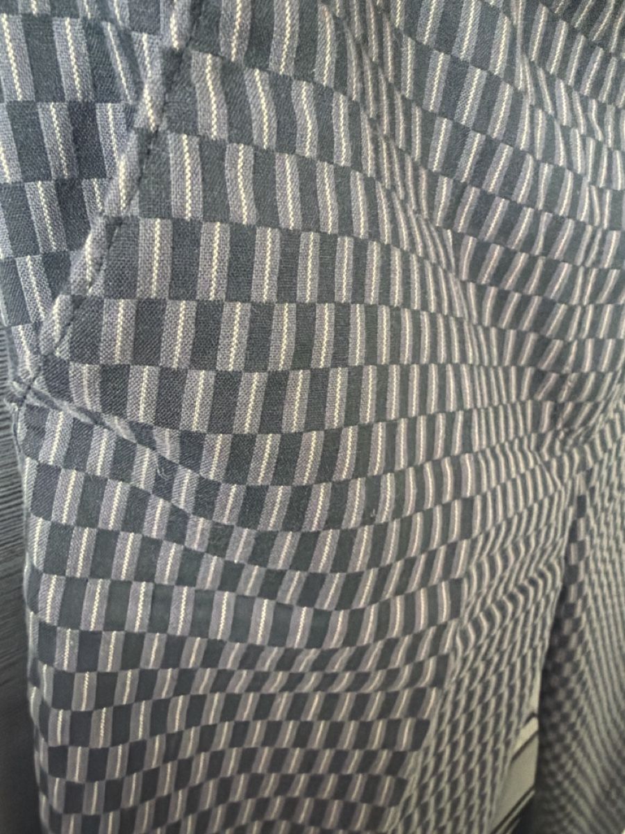 Hugo Boss Pantaloni: HUGO BOSS Hose Gr. 36 Jacquard Muster Anthrazit Rosé – Nuovo (secondo la descrizione) da Wallisellen venduto da Lan_82sz 6