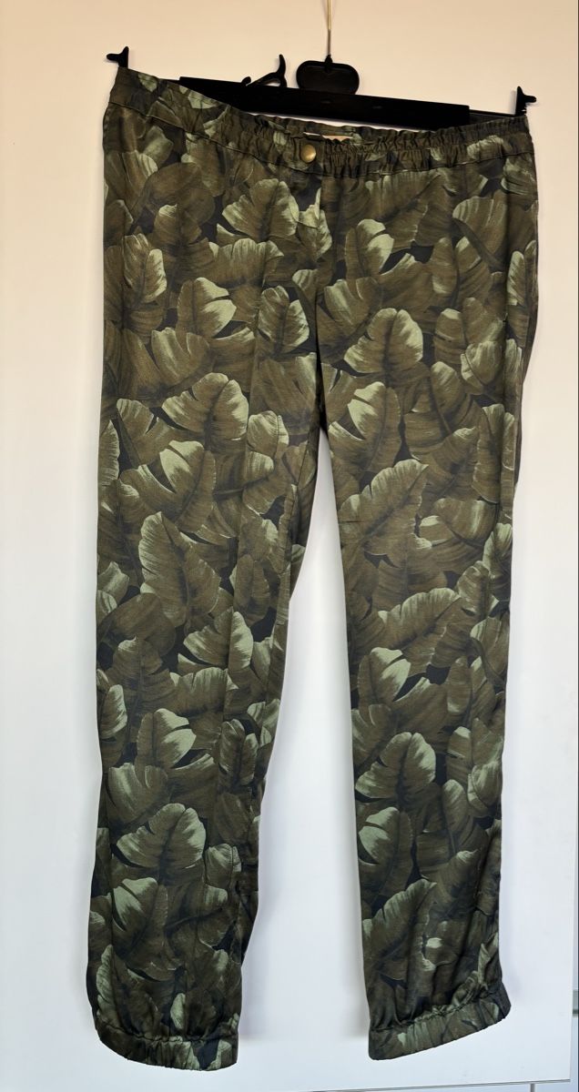 Lanvin Pantaloni: Seidenhose von Lanvin – Nuovo (secondo la descrizione) da Rapperswil SG venduto da Carlotta1