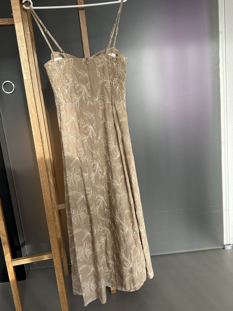 Vestiti: Beiges Kleid – Nuovo (secondo la descrizione) da Gipf-Oberfrick venduto da Gabor5 4