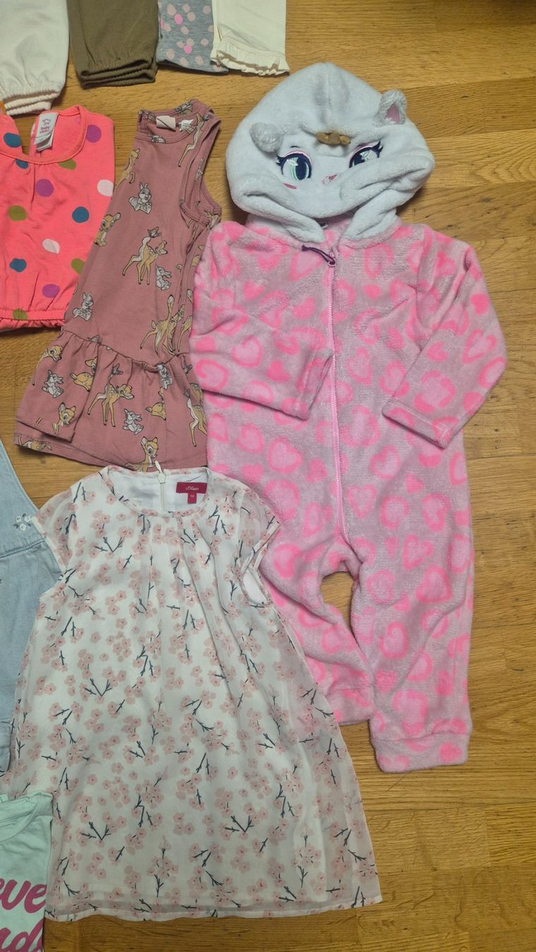 Lotti & Set di vestiti: Kinder Kleidung Set Mädchen gr. 92 – Usato da Pratteln venduto da chihuahua1988 2