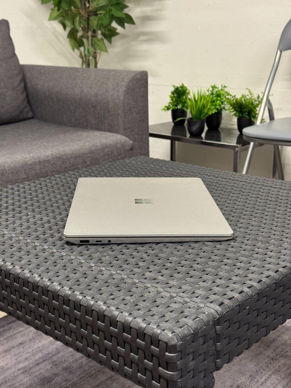 Microsoft Notebooks: Microsoft Surface 4 Model 1959, 8GB RAM, 256GB SSD, Touch – Gebraucht aus Zürich von TechResellers 2