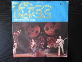 (p) Single 10CC: It doesn't matter at all 1980