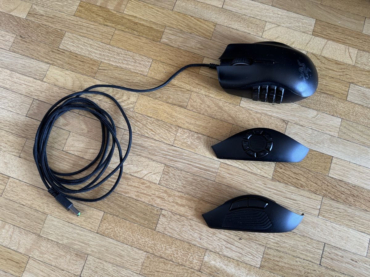 Razer Maus: Souris razer naga trinity – Gebraucht aus Fribourg von BlolPloop