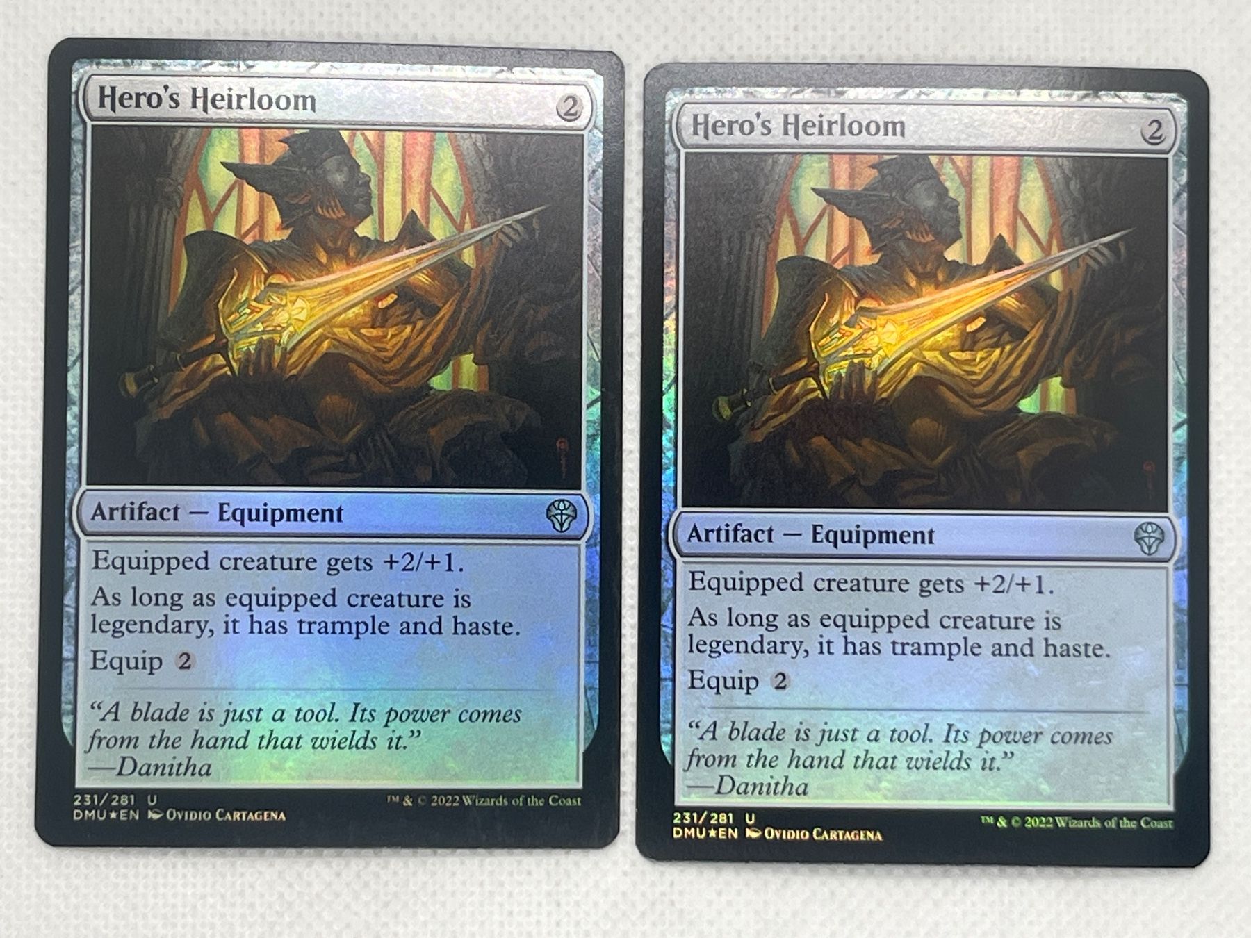 Magic The Gathering Carte collezionabili: 2x Hero's Heirloom Foil MTG – Usato da Hinterkappelen venduto da Kim1992