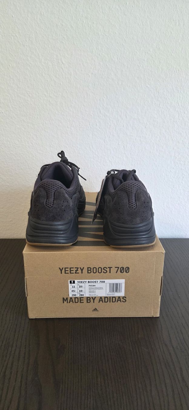 Adidas Scarpe da uomo: Adidas Yeezy Boost 700 – Nuovo e nell'imballaggio originale da Basel venduto da Localheatmarket 2