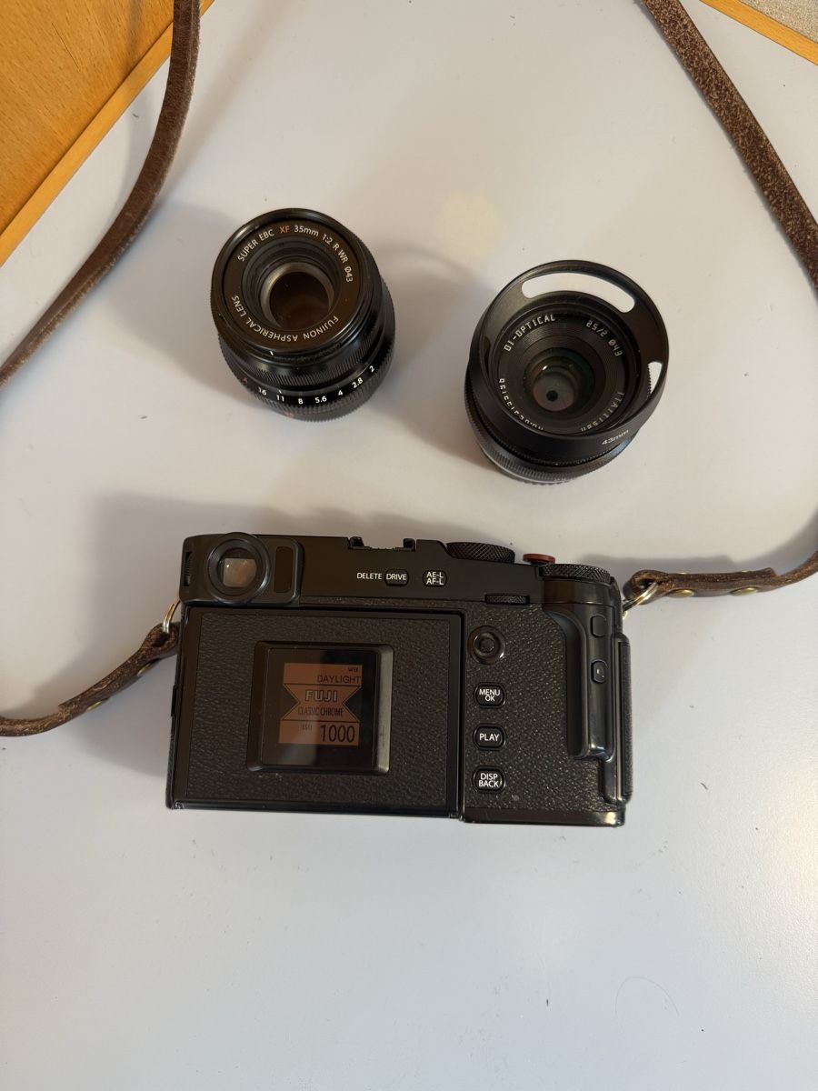 Fujifilm Fotocamera: Fujifilm XPro 3 mit 2 Objektiven – Usato da Aarau venduto da MichiMariom 2