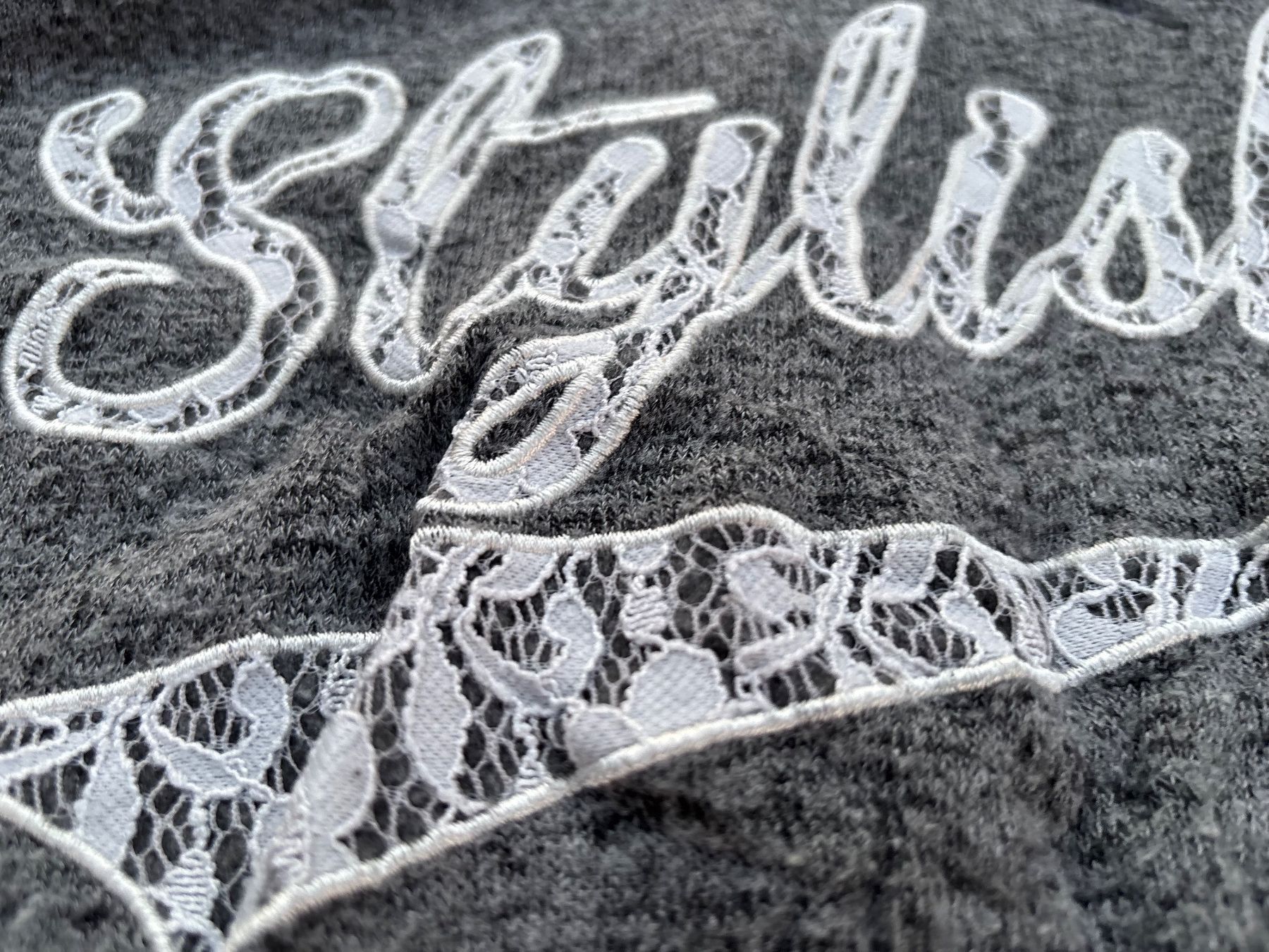 Pullover & Sweatshirts: XS-S_stylish – Gebraucht aus St-George von elena27 1