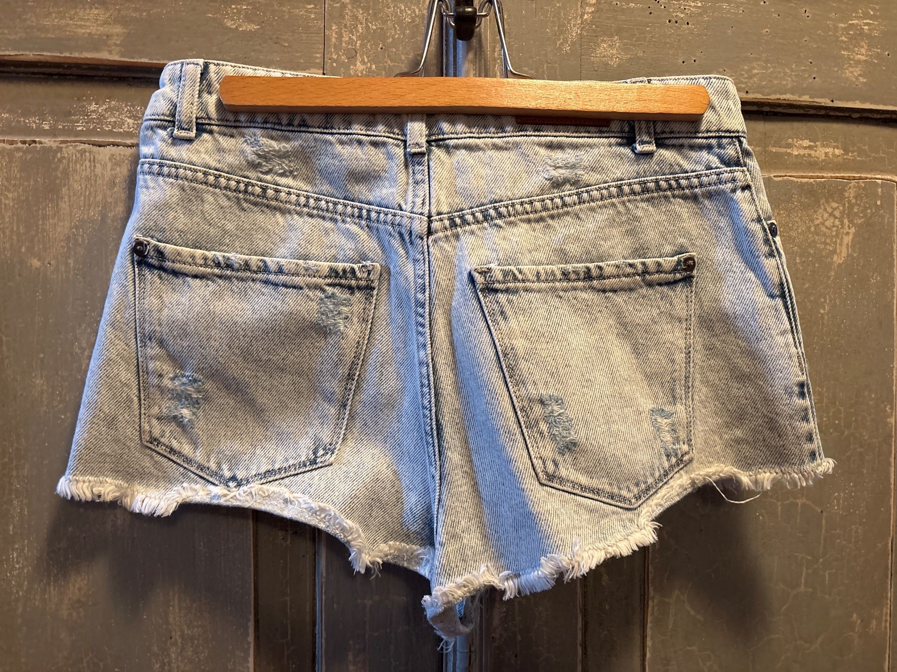 Mango Jeans: Mango Denim & Tees - 38 – Usato da Besenbüren venduto da piculo 1