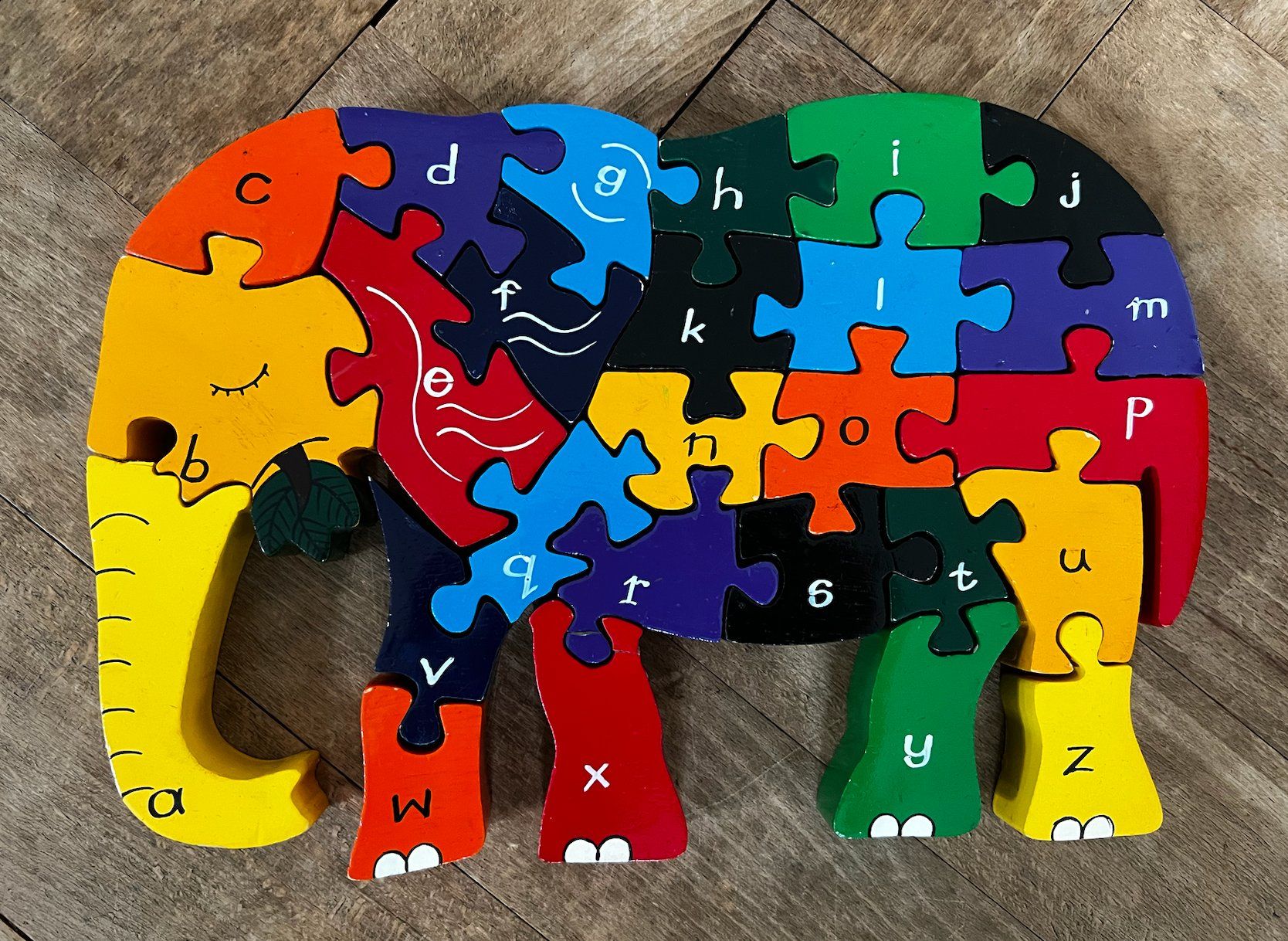 Puzzles: HOLZPUZZLE - Elefant – Gebraucht aus Zürich von