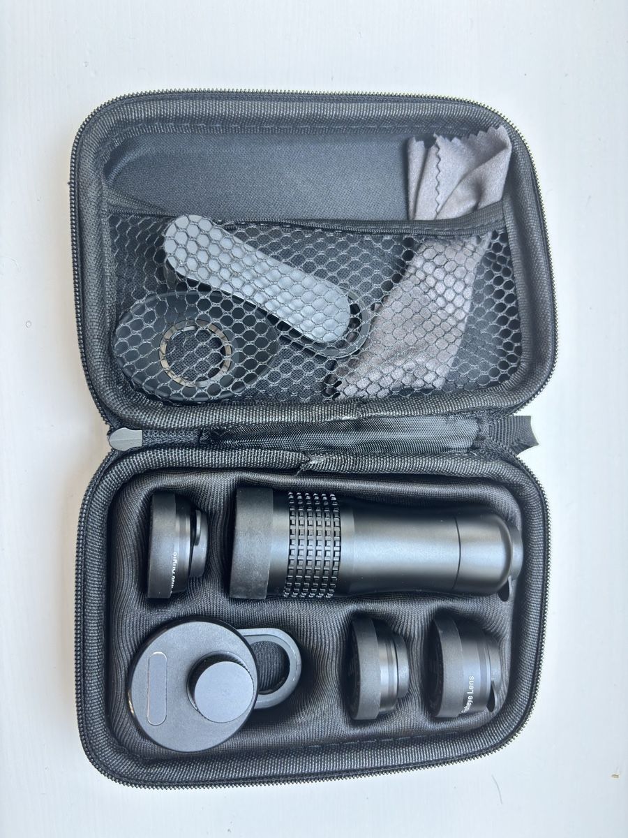 Obiettivi: Mobile Phone Camera Lens Kit with Case - Excellent! – Usato da Basel venduto da pp5_dg76