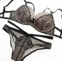 NEU mit Etikett Victoria’s Secret SET BH/bikini