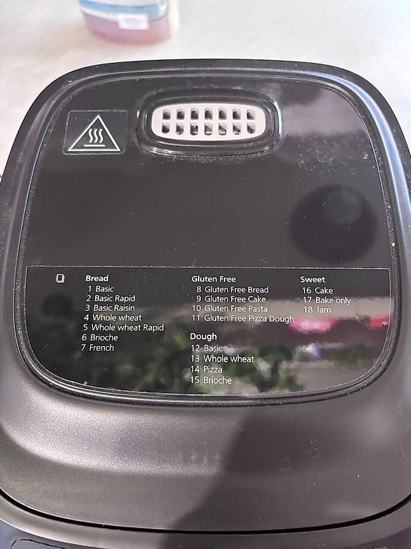Küchengeräte: Panasonic SD-PN100 Breadmaker / Brotbackmaschine – Gebraucht aus Bern von MizzlShizzl 1