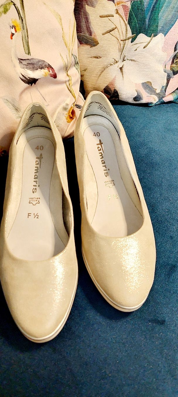 Tamaris Damenschuhe: Keilpumps Tamaris – Gebraucht aus Safenwil von fra_t5c9
