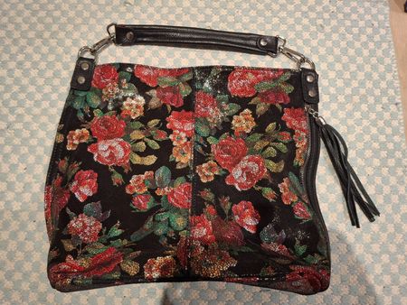 Ledertasche Creole mit Rosenmuster, neuwertig!