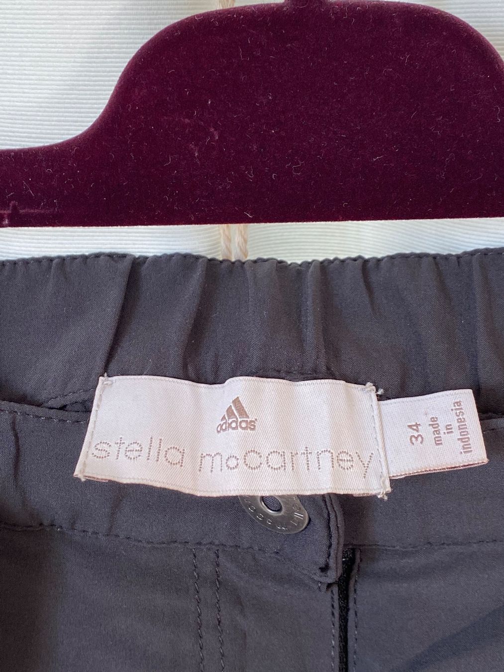 Stella McCartney Pantaloni: Adidas by Stella McCartney Sporthose 34 – Usato da Zürich venduto da JDB_Vintage 2