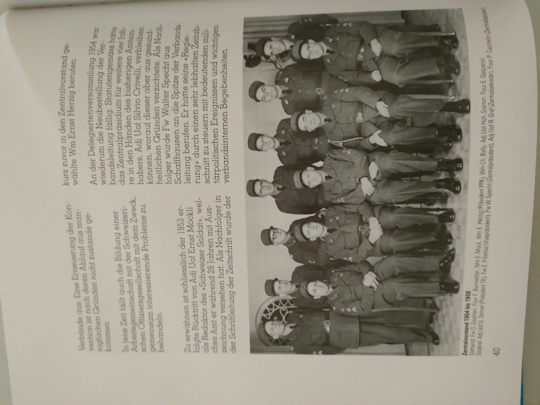 Libri: Schweizer Armee Militärbuch – Usato da Schwanden Sigrisw venduto da Wibe81 3