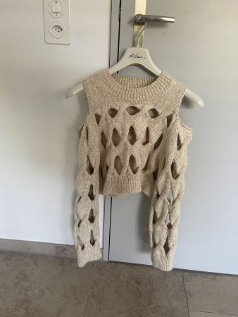 & Other Stories schulterfreier Pulli mit Zopfoptik