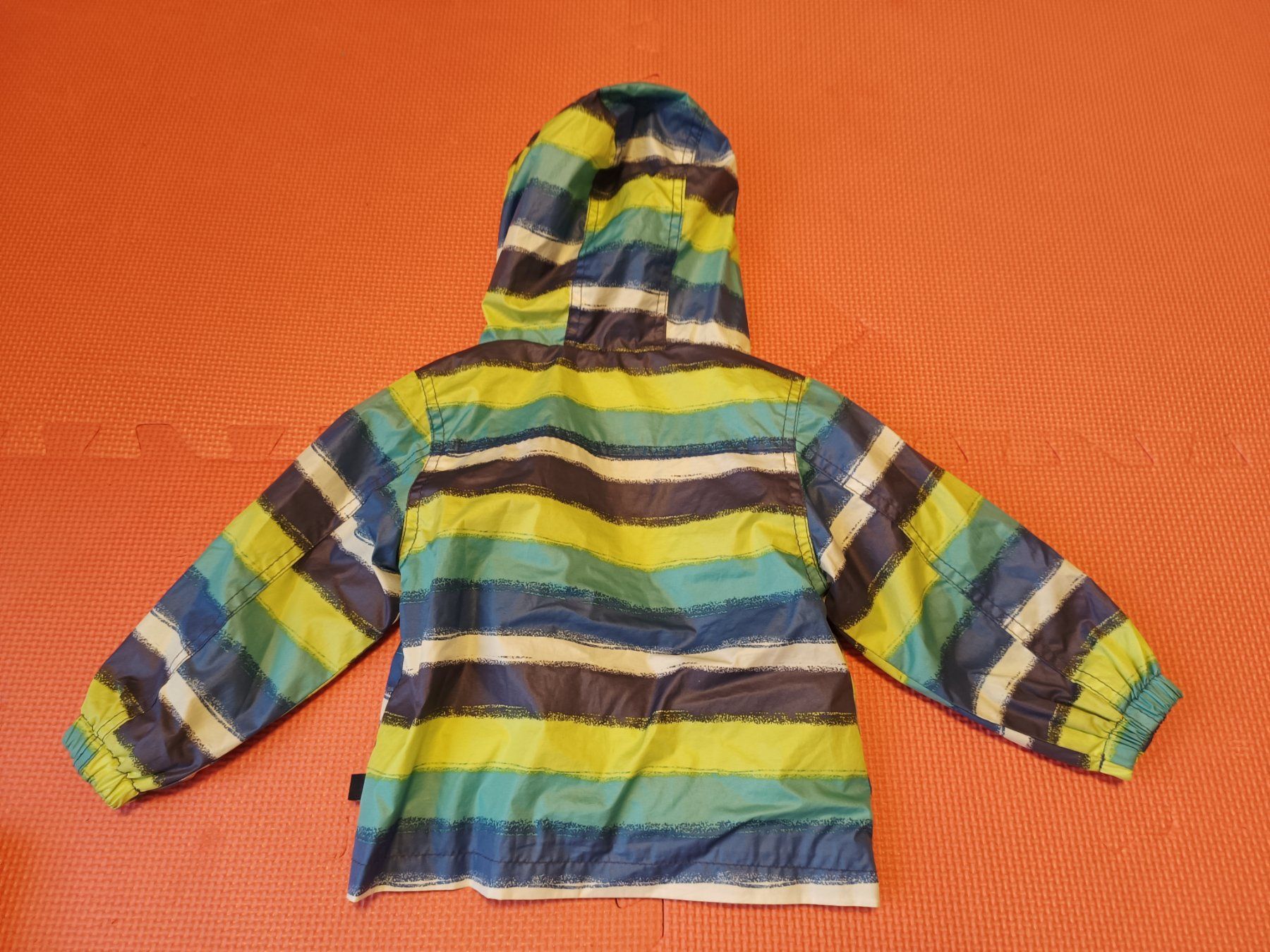 Giacche & Cappotti: Outburst Jacke Gr 74 Baby gestreift – Usato da Oberhofen Thun'see venduto da cri_6md2 1