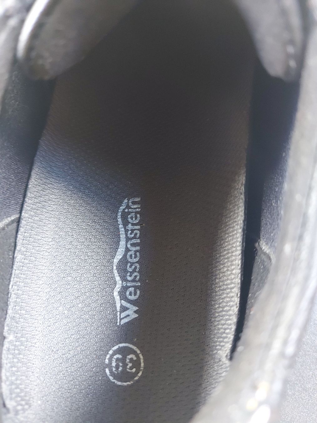 Damenschuhe: schwarze Halbschuhe – Gebraucht aus Sumiswald von FassBar 4