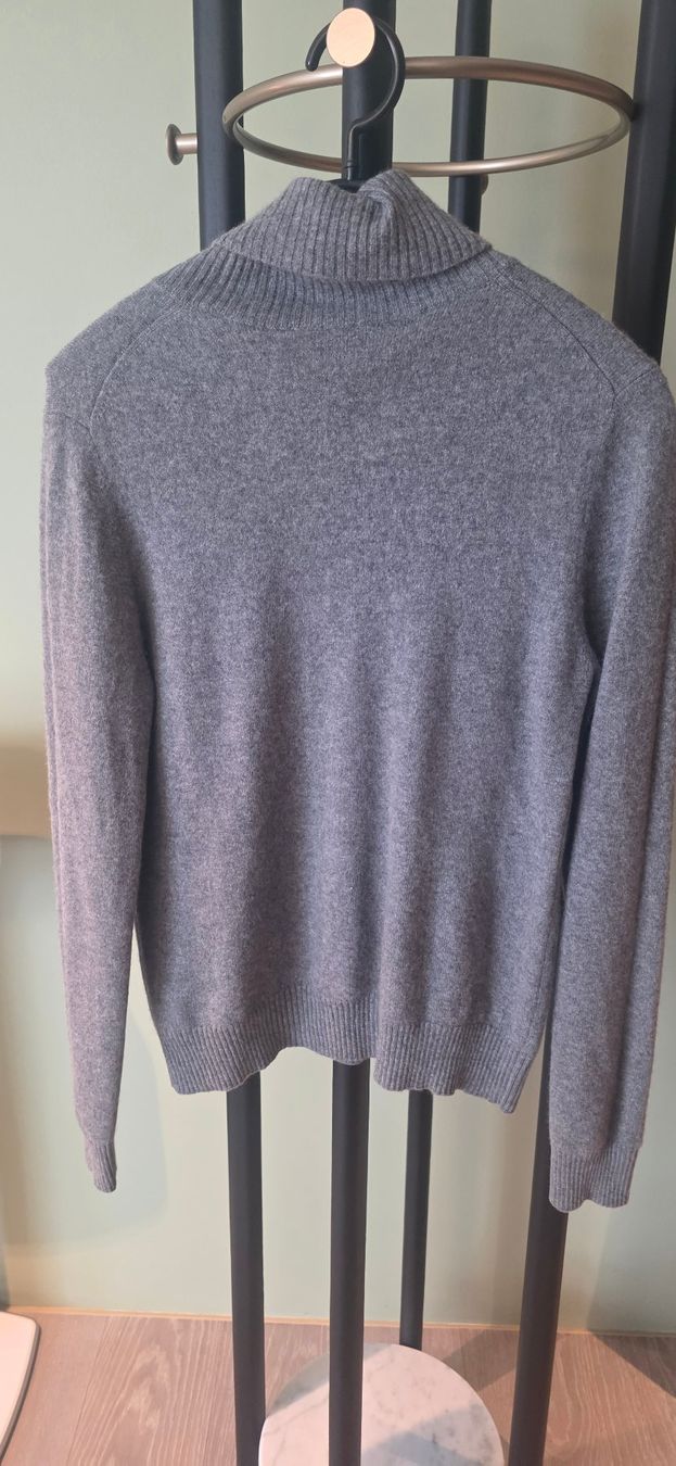 Benetton Maglioni & Felpe: Benetton Cashmere Rollkragenpullover Grau - Zeitlos! – Usato da Wädenswil venduto da Minerva01 2