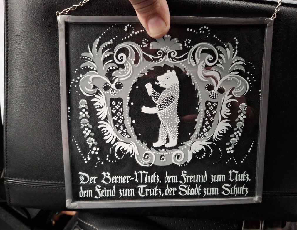 Altro in Antiquarato & Arte: Antik Glasbild Berner-Wappen "Mutz" – Usato da Schlosswil venduto da Elias_Michel.05