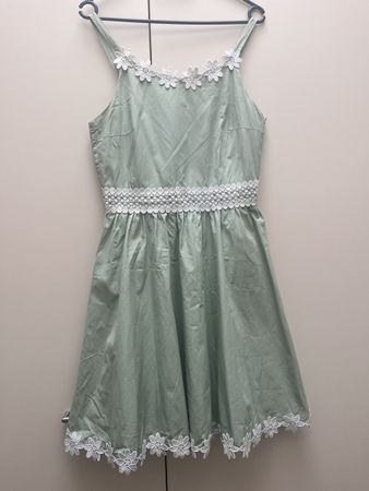 Mintgrünes Sommerkleid