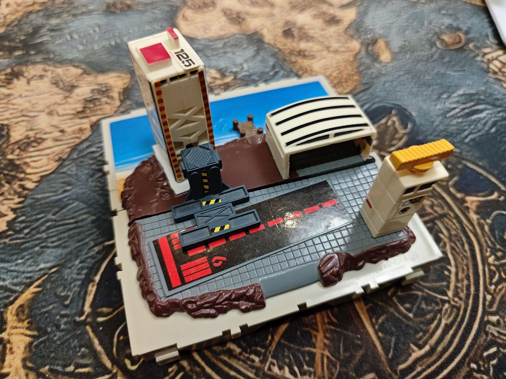 Micro Machines Giocattoli: Micro Machines Travel City Marina – Usato da Wittenbach venduto da stefange