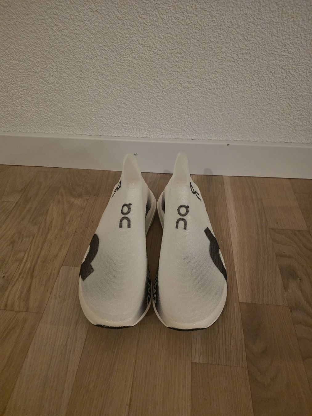 On Chaussures hommes: On Running, Cloudboom – Neuf (Voir description) à Bern par mar_8gsj