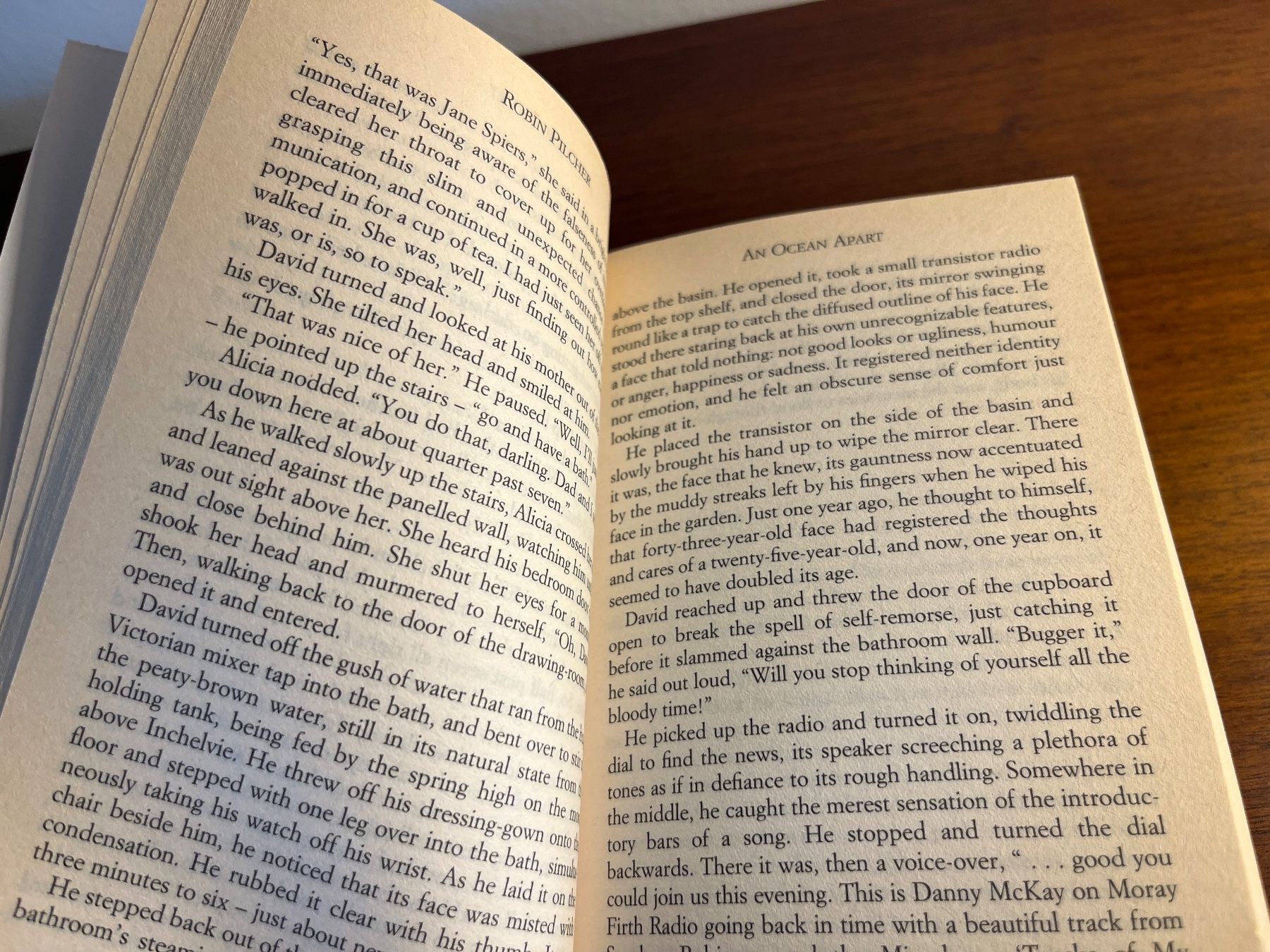 Bücher: Buch - Robin Pilcher, "An Ocean Apart", Englisch – Gebraucht aus Luzern von Jiggy_8898 4