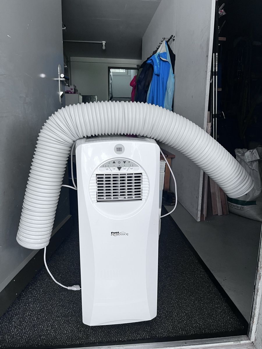 Climatiseurs: Klimagerät  – D'occasion à Sachseln par erdnussli29