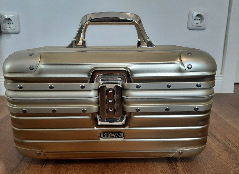 Rimowa Beauty Case Alu Sonderedition Gold (Gebraucht) in Zürich für CHF ...