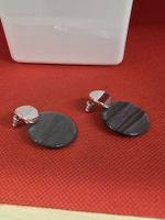 Ohrstecker rund grau silber guter Zustand