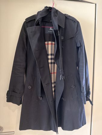 Burberry trench coat black