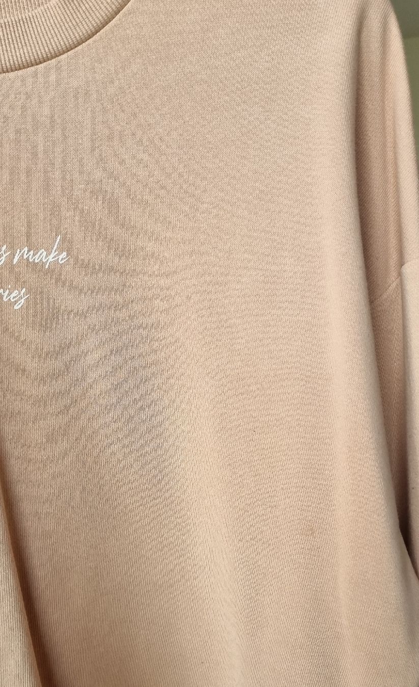 Bershka Pullover & Sweatshirts: Bershka Damen Pullover beige mit Schriftzug, Grösse S – Gebraucht aus Düdingen von 20m_f8bn 4