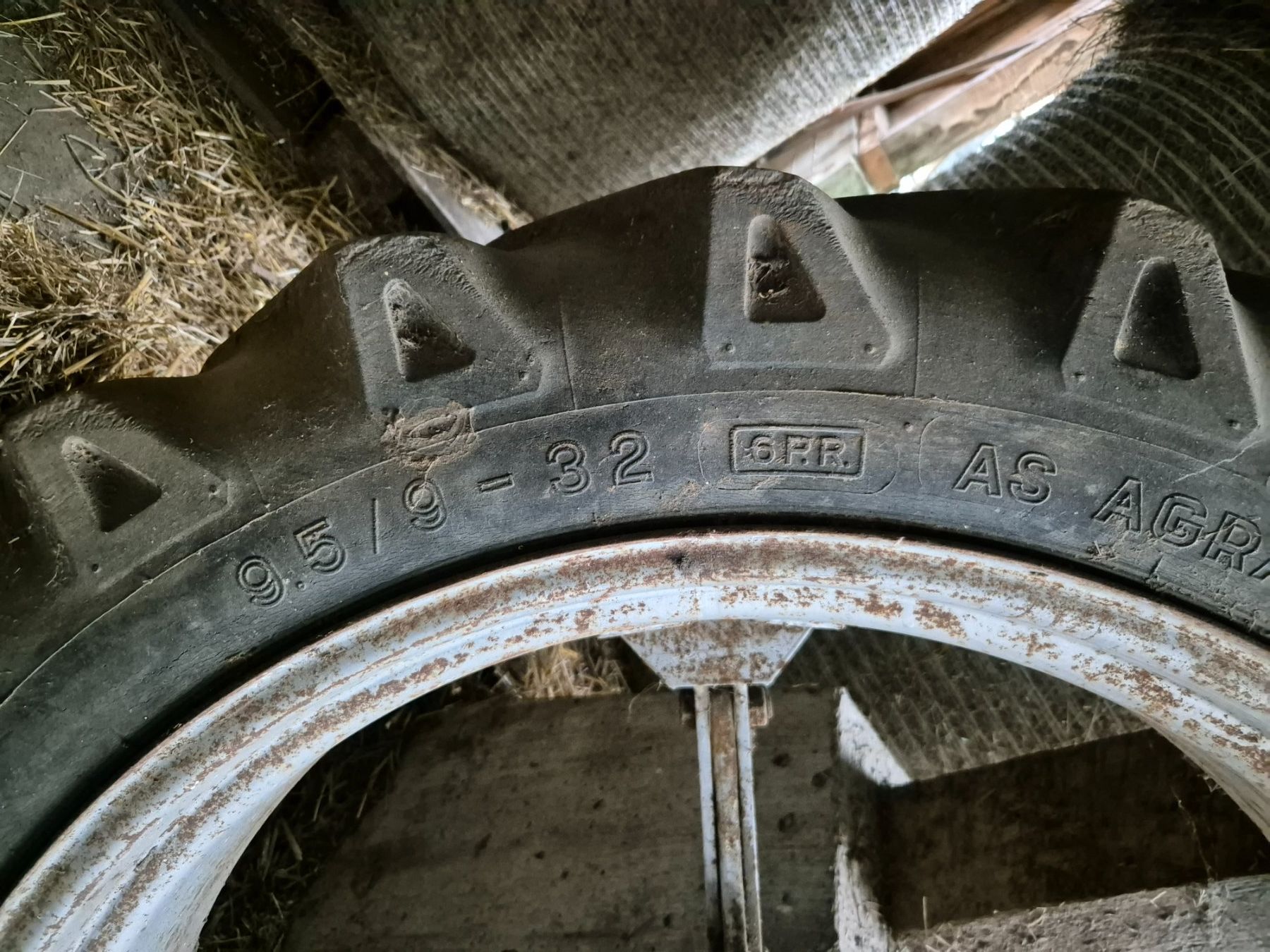 Pneumatici & Ruote complete: Doppelräder – Usato da Wil AG venduto da kev_k67d 2