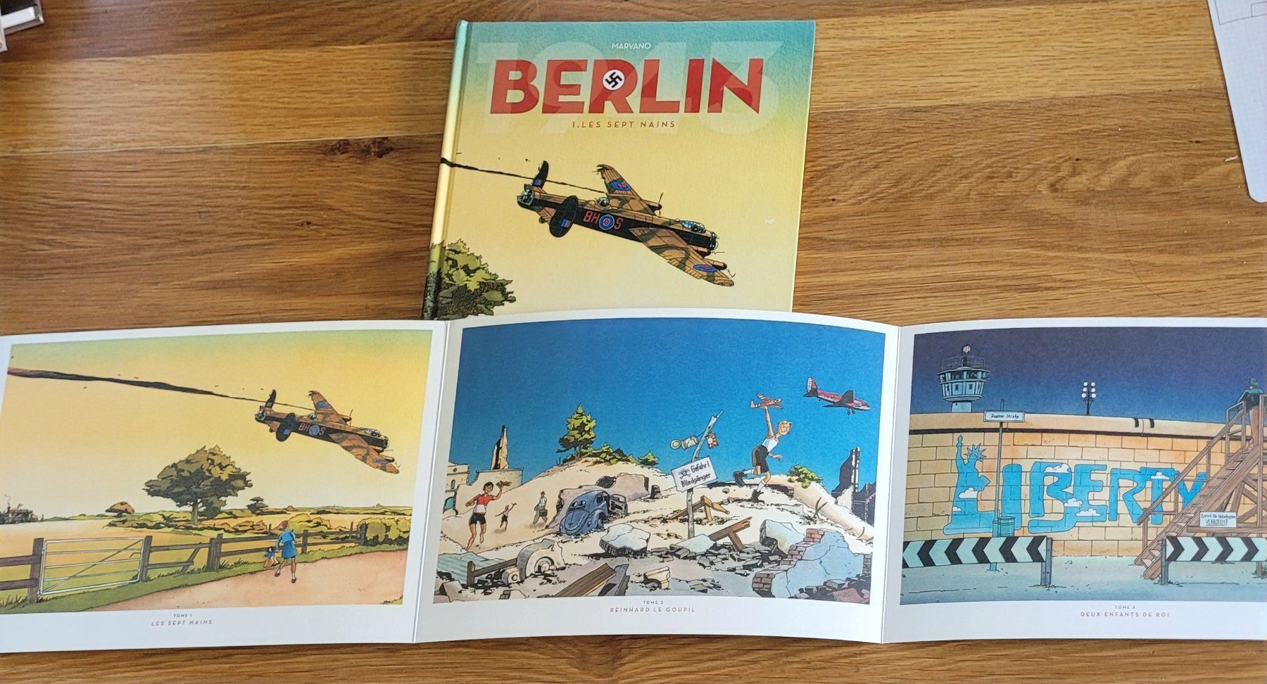 Fumetti: BD Berlin Tome 1 Les Sept Nains – Usato da Biel/Bienne venduto da Destockweb
