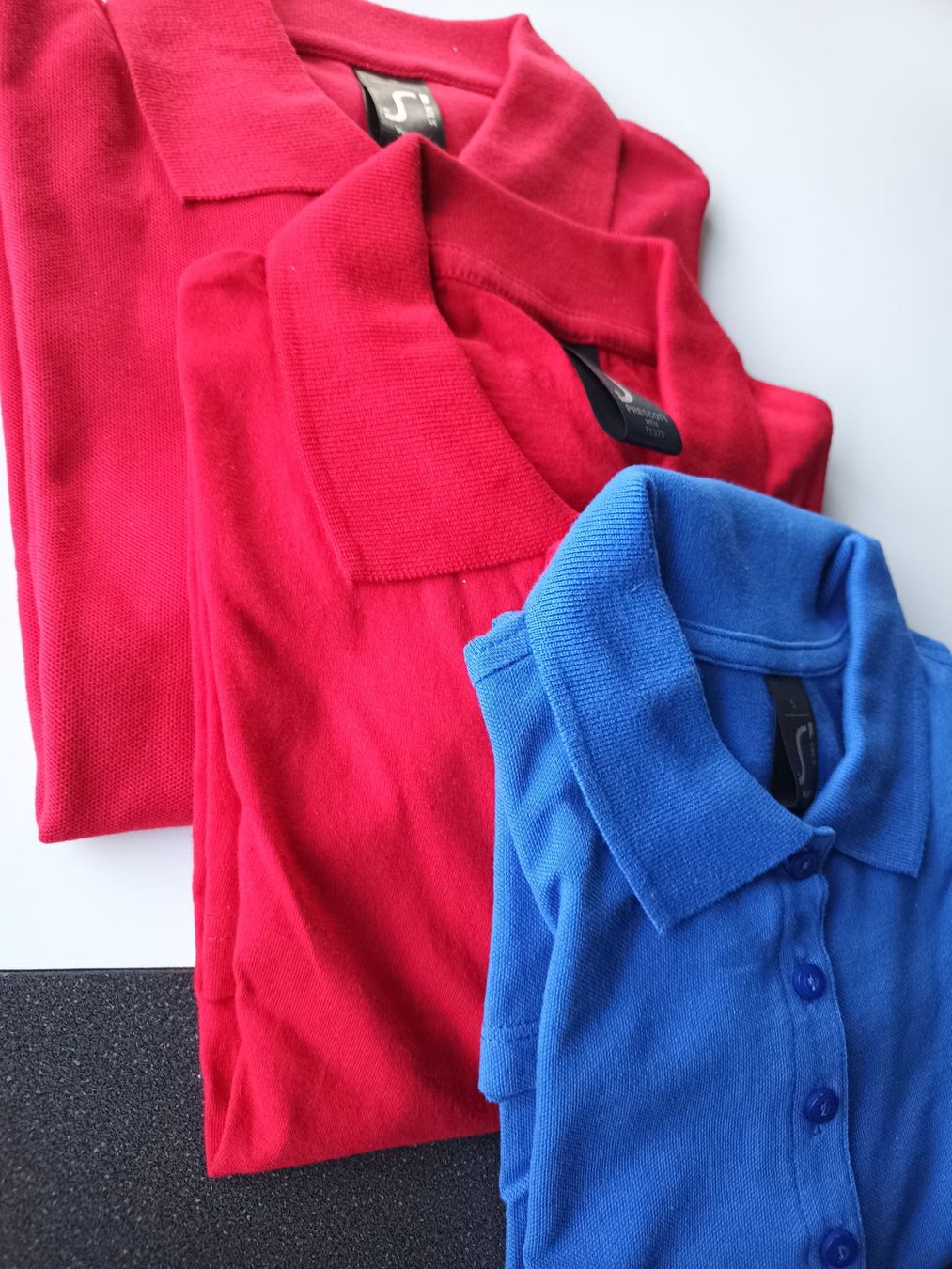 Magliette Polo: Poloshirt S (g) – Nuovo (secondo la descrizione) da Oberegg venduto da 19franzi94 1