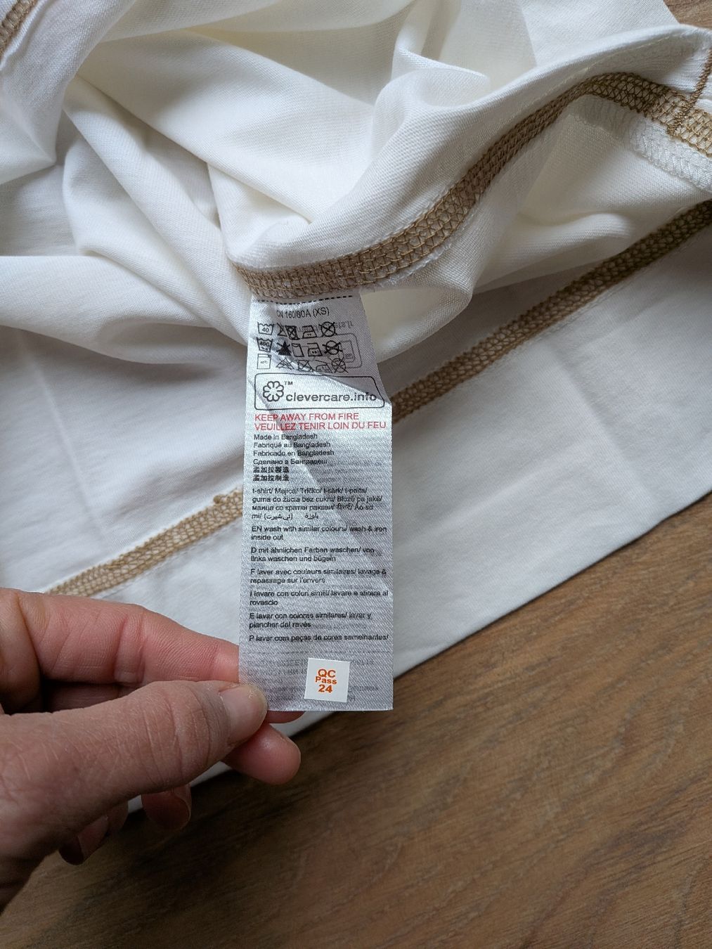 Esprit Top: Esprit T-Shirt Grösse XS – Nuovo (secondo la descrizione) da Eschenbach SG venduto da SanFranciscoCalifornia 4