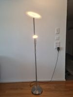 Stehlampe in gutem Zustand