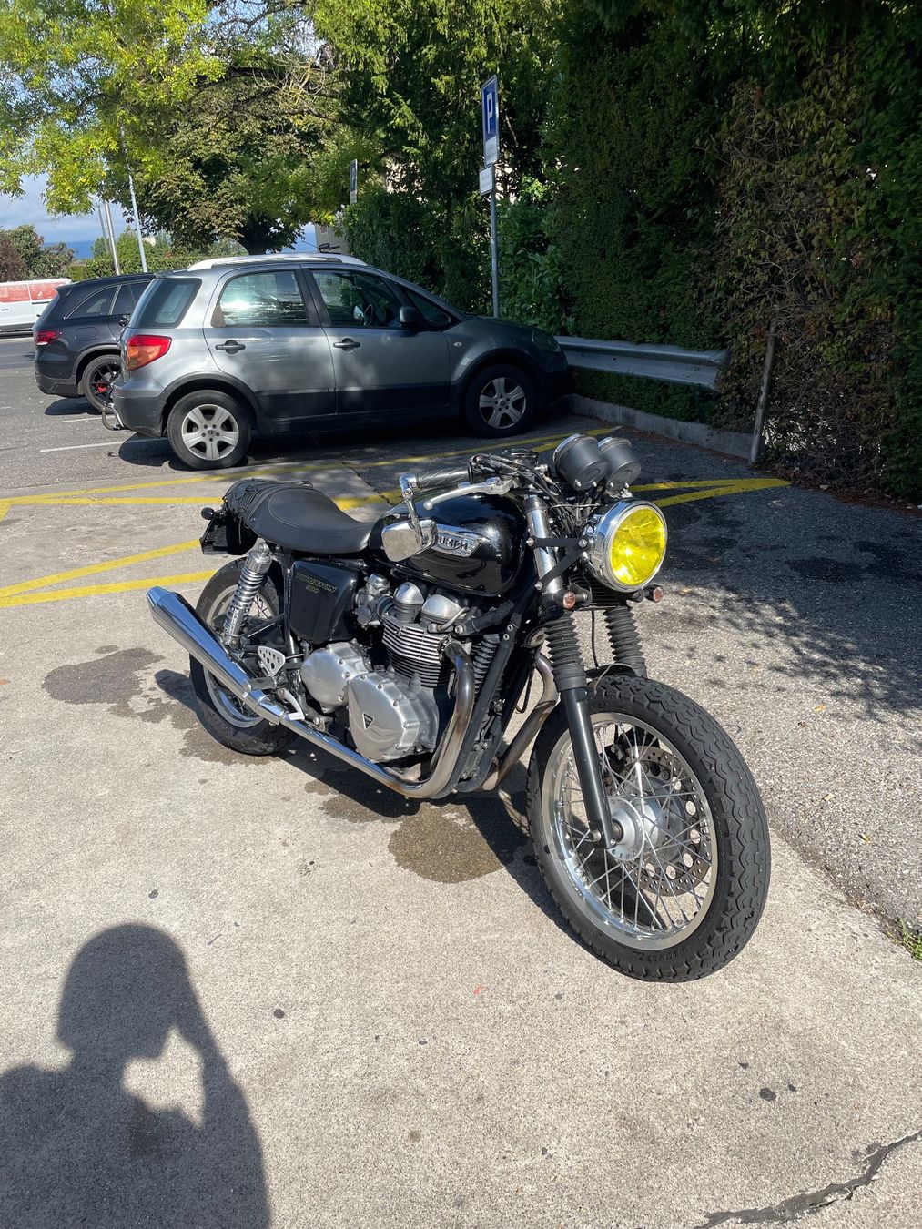 Triumph Route: Triumph Thruxton 900 – D'occasion à Perly par Eelmatto 2