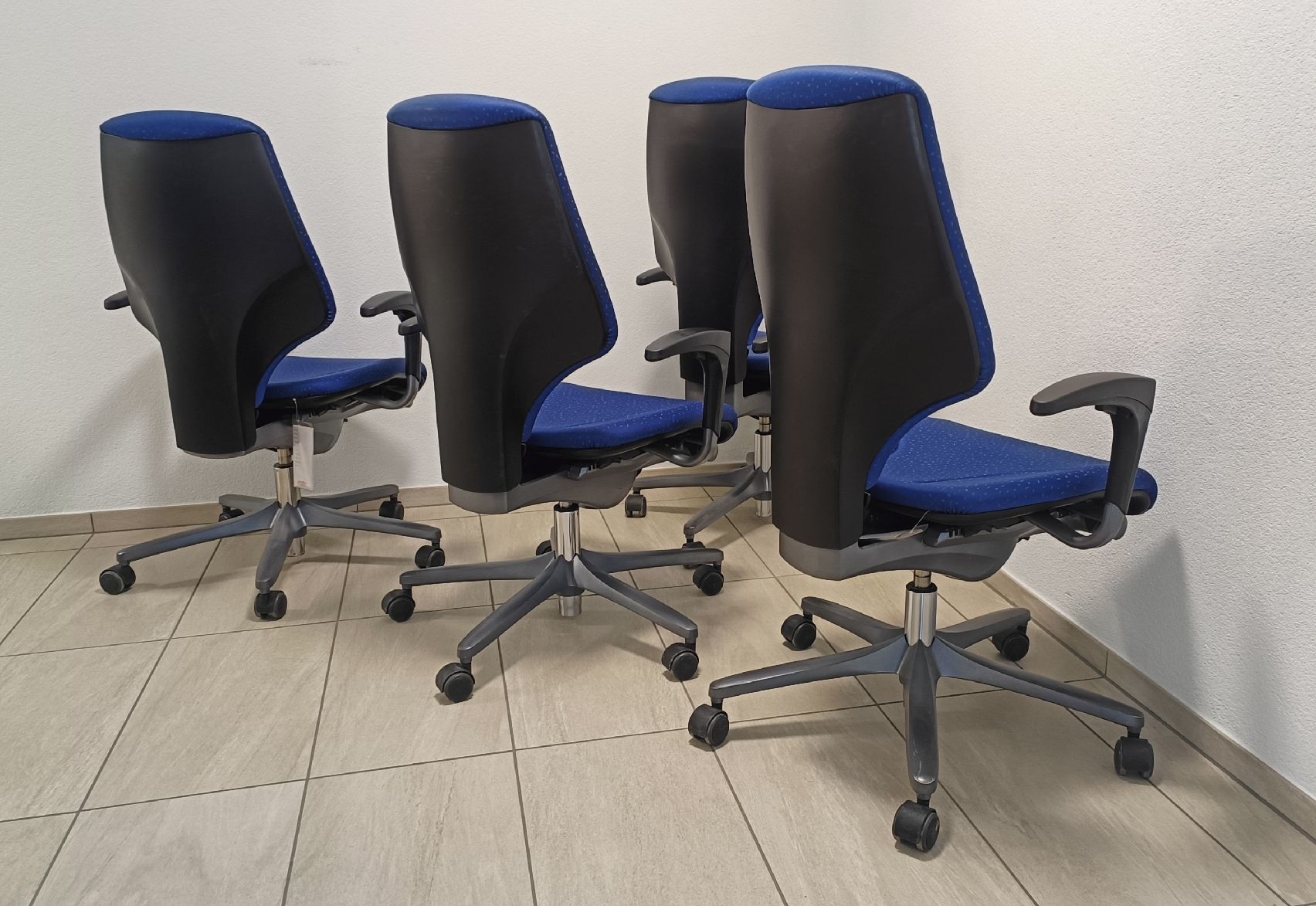 Giroflex Sedie: Bürostühle Giroflex 64 – Usato da Schmitten FR venduto da oftringen 5