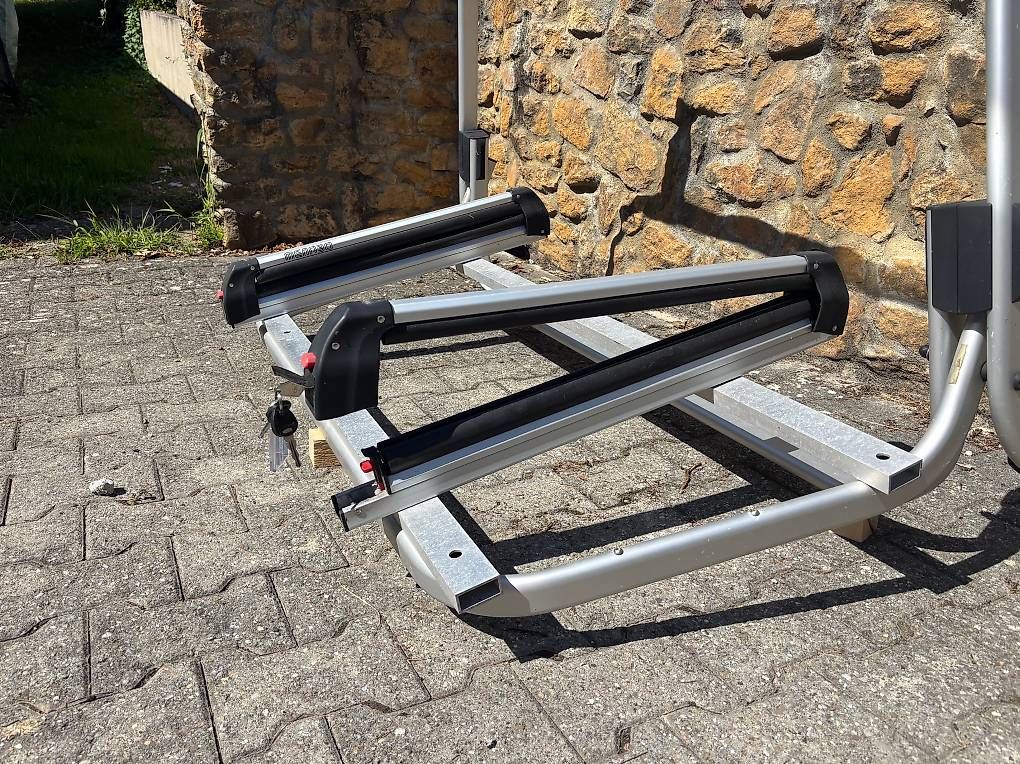 Tutti i ricambio: Porte ski pour VW T5 – Usato da Constantine venduto da Sport4Fun 1