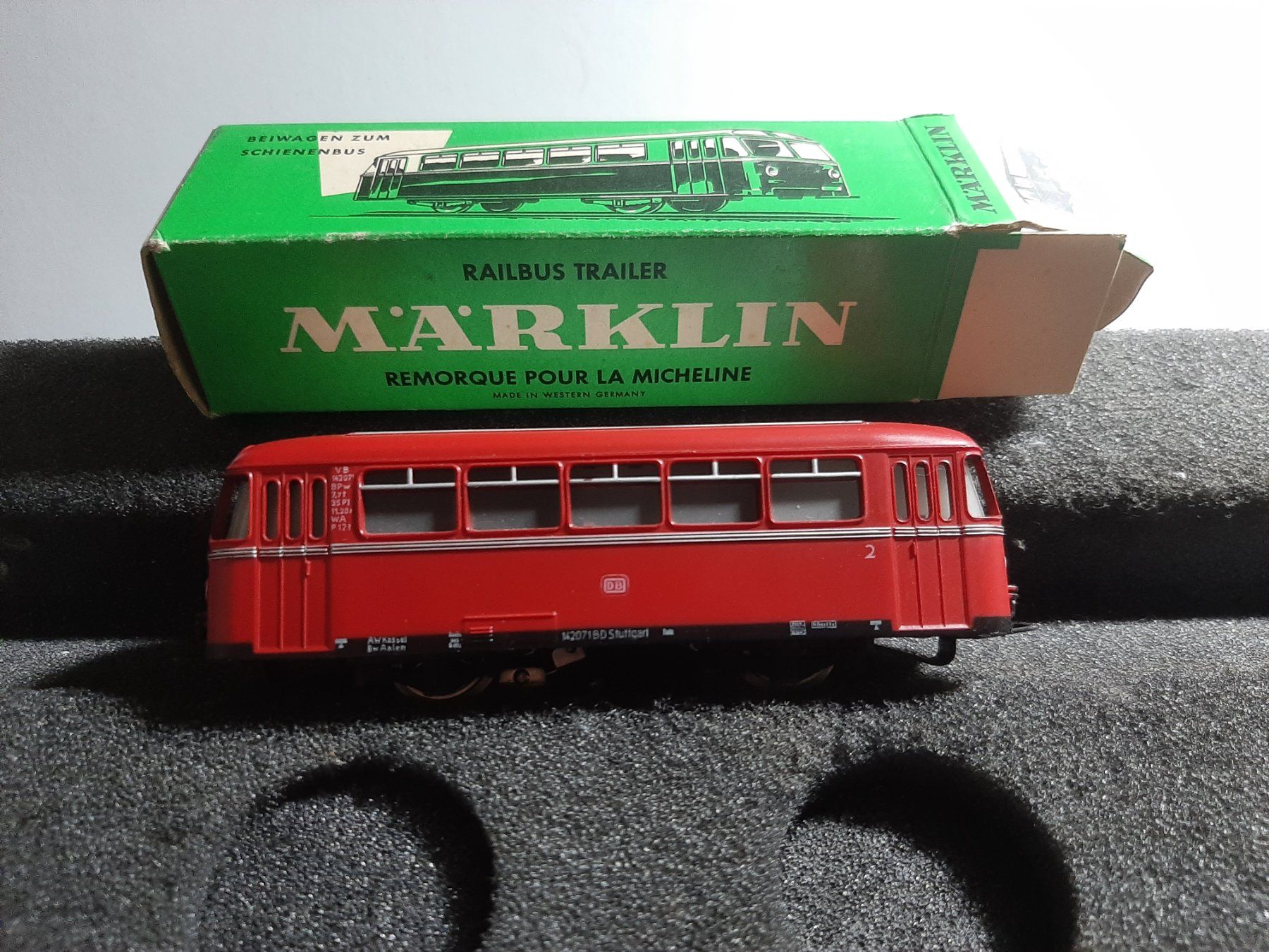 Märklin Modelleisenbahnen: MARKLIN 4418 – Gebraucht aus Avully von RIVALIS